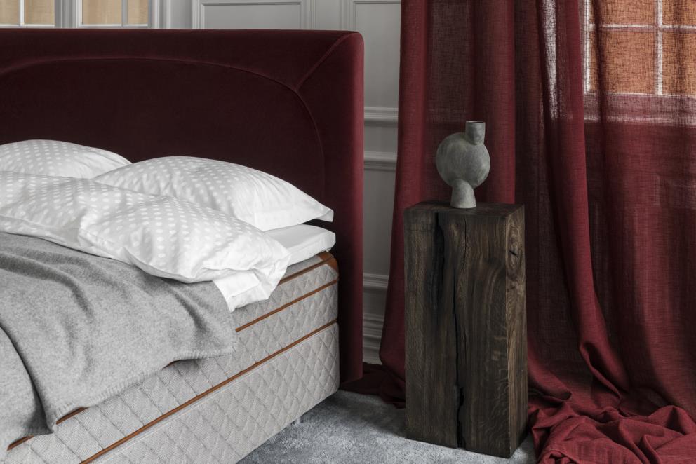 bed_continental_dux 6006_inspiration_PIE_xupport-eden harald 582_3